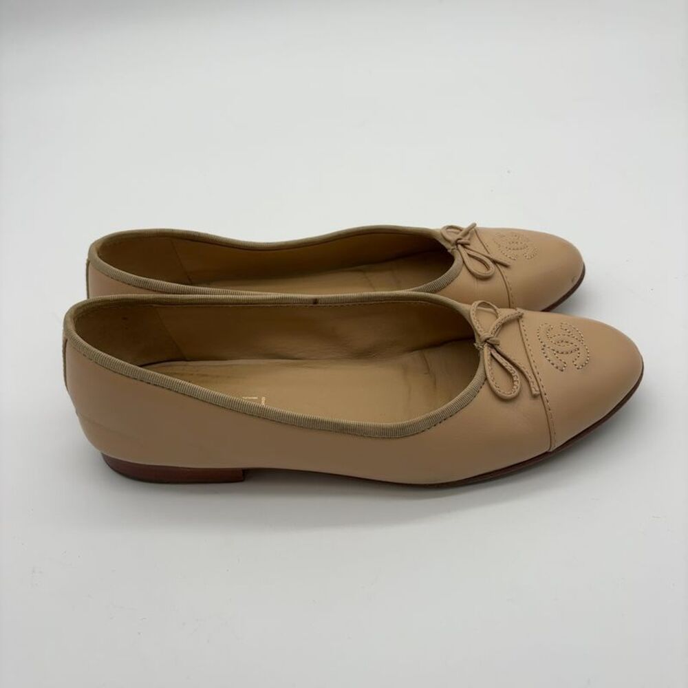 CHANEL Ballet Flats with Bow - Picture 5 of 7